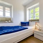 With 2 Bedrooms בית נופש